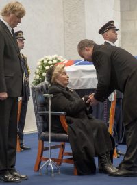 Poslední rozloučení s prvním slovenským prezidentem Michalem Kováčem