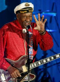 Americký zpěvák a kytarista Chuck Berry v roce 2009