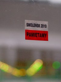 Nálepka Smolensk - vzpomínáme ve varšavském MHD v roce 2010