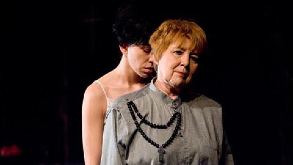 Dům Bernardy Alby | foto: Činoherní studio Ústí nad Labem Dům Bernardy Alby