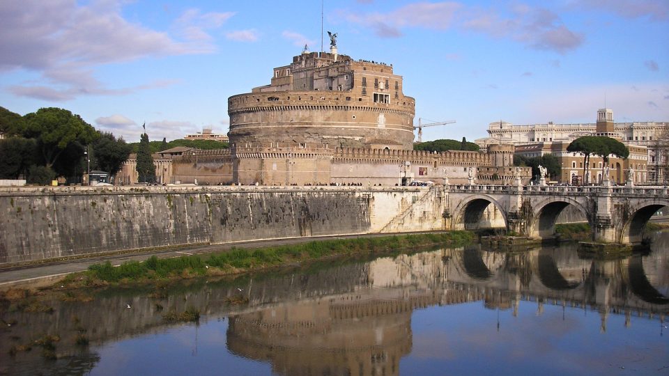 Andělský hrad, bývalé papežské vězení i dočasný úkryt pro vzácné archiválie