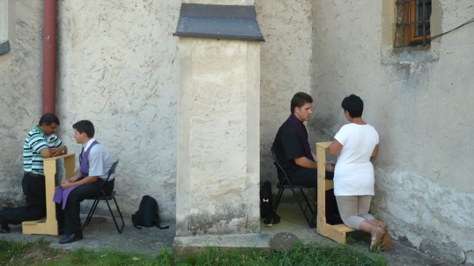 Romská pouť v Gaboltově na východním Slovensku