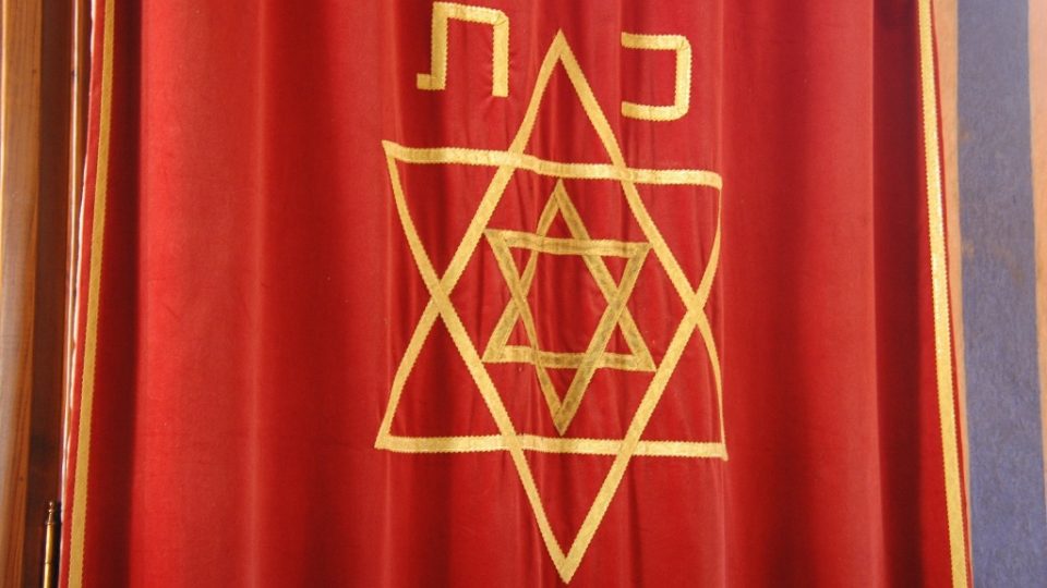 Opona v synagoze v Úštěku