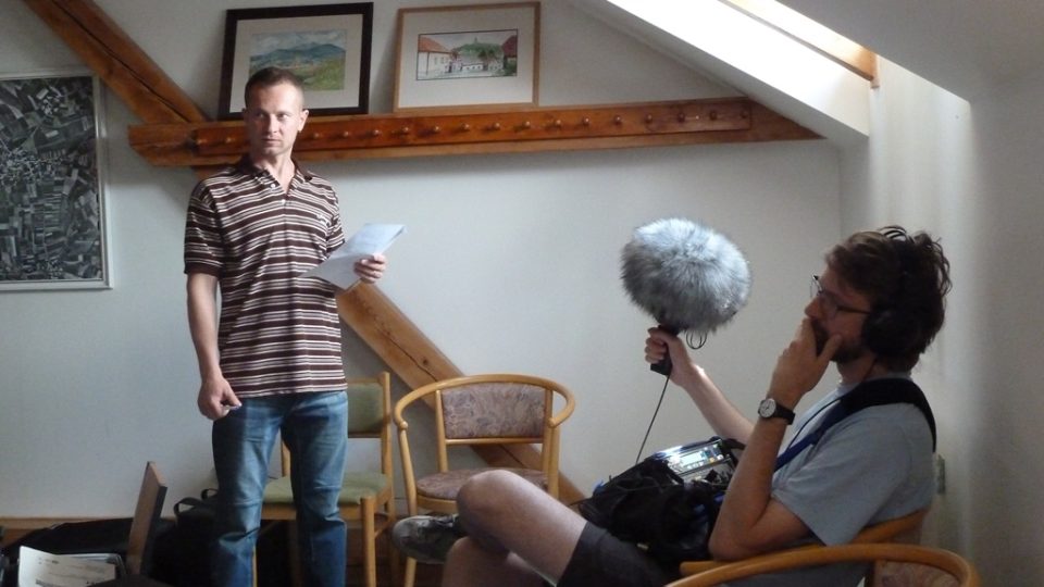 Natáčení minutové hry Pošta pro tebe | foto: Kateřina Rathouská, Český rozhlas Natáčení minutové hry Pošta pro tebe