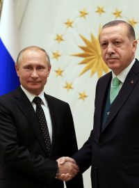 Putin a Erdogan se shodli na tom, že Trumpovo rozhodnutí uznat Jeruzalém za metropoli Izraele destabilizuje situaci na Blízkém východě
